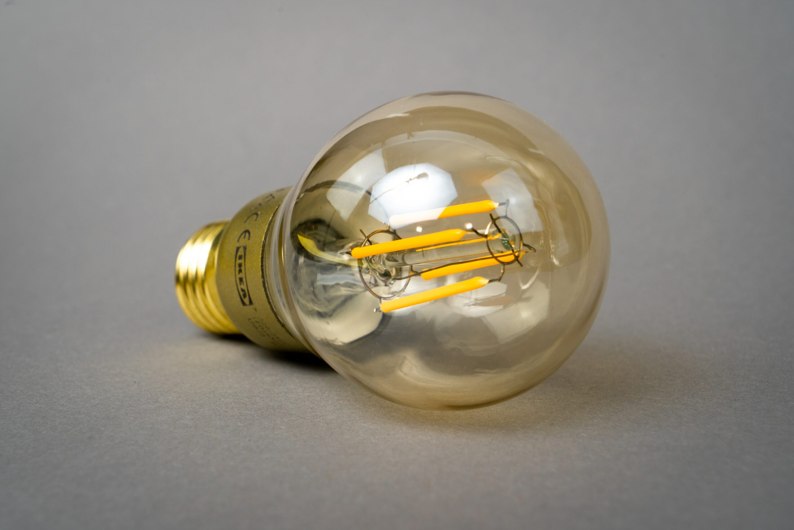 How Can Using the Right Light Bulbs Save You Energy?